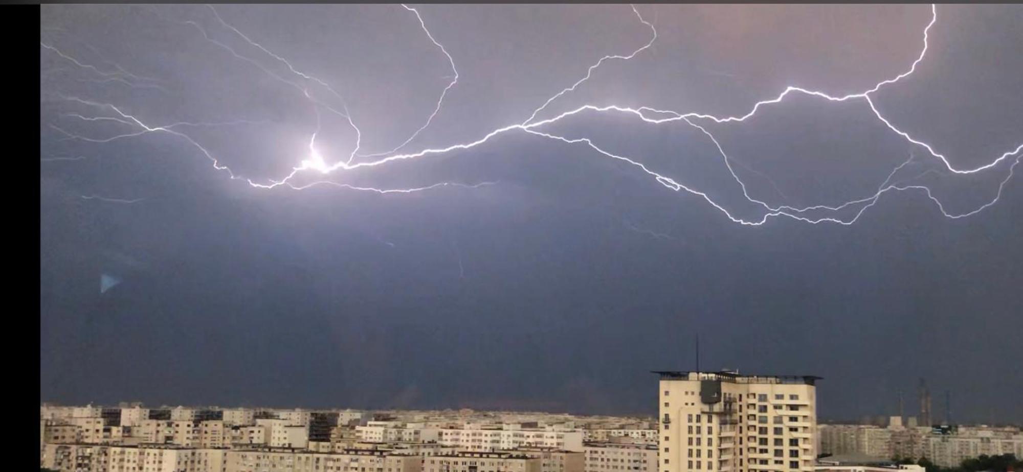 Casa S Piata Alba Iulia Appartement Boekarest Buitenkant foto